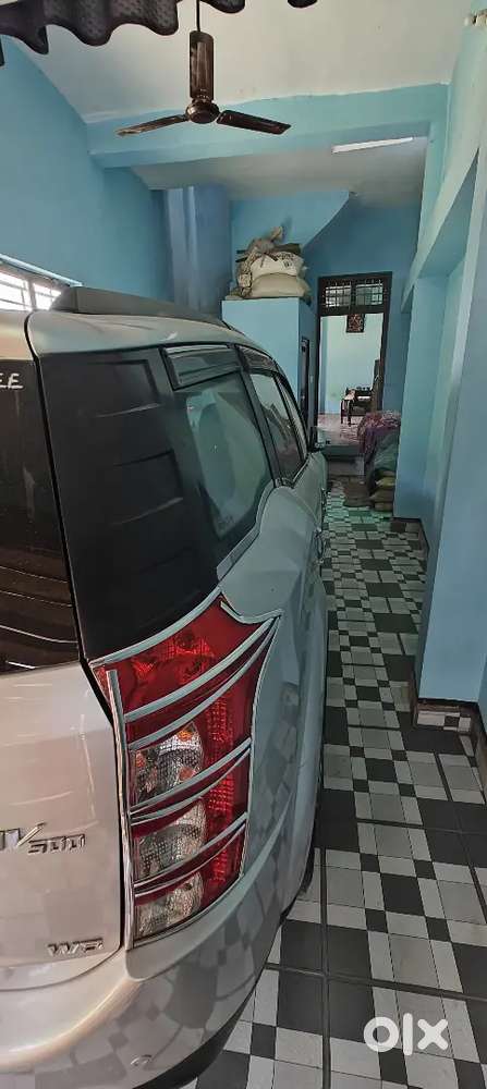 Mahindra Xuv500 2016 Diesel 900000 Km Driven