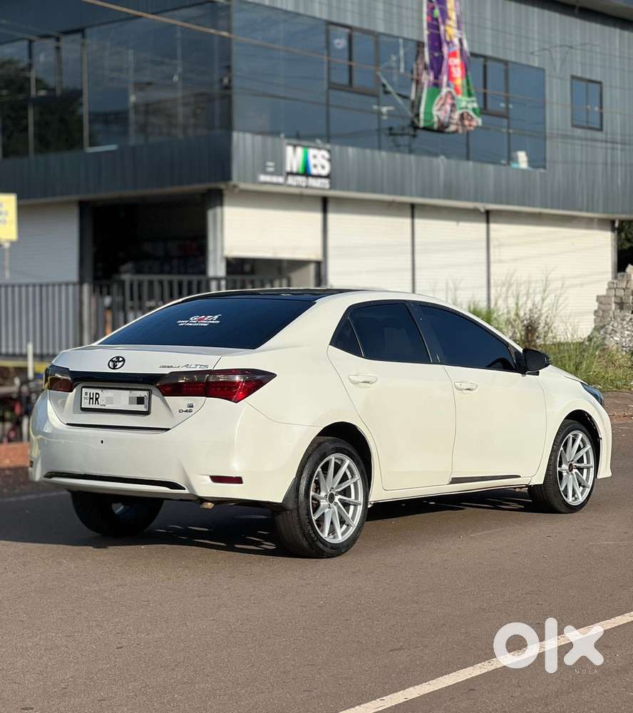 Toyota Corolla Altis 1.8 J Plus, 2014, Diesel