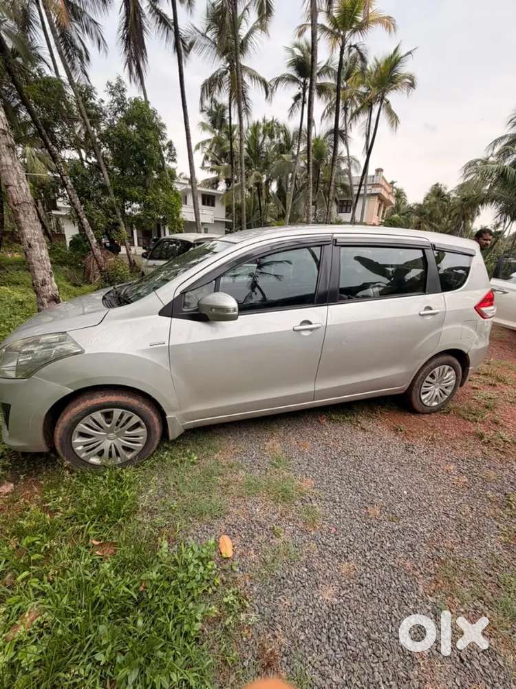 Maruti Suzuki Ertiga 2012 Diesel 140000 Km Driven