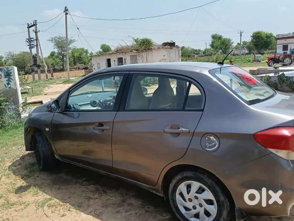 Honda Amaze Diesel 2014 Variant