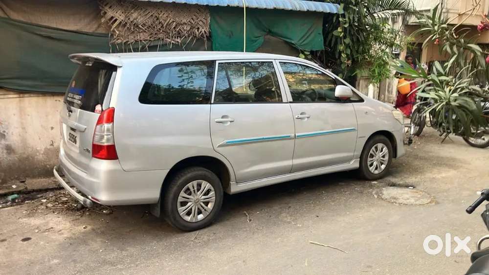 Toyota Innova 2012 Diesel 154000 Km Driven