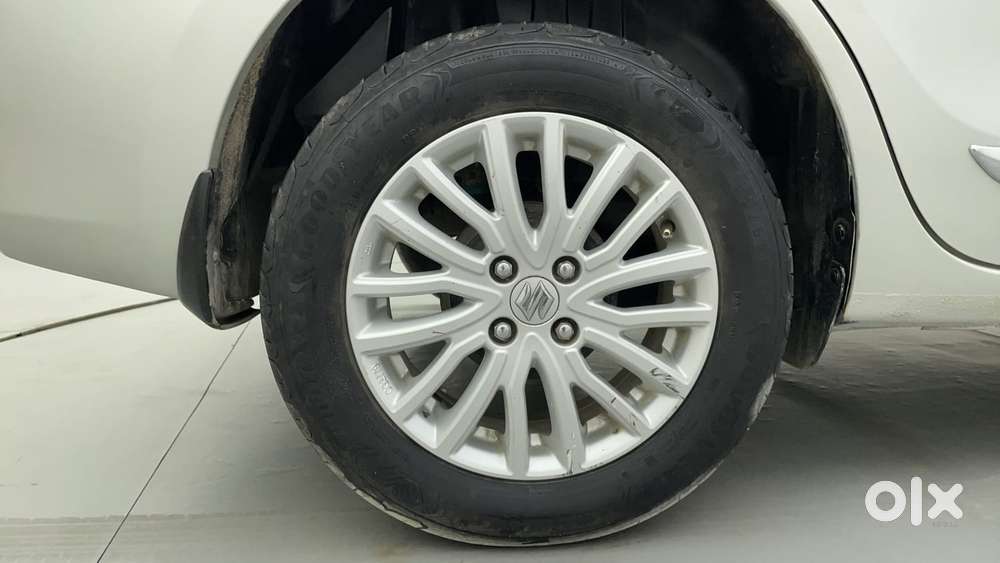 Maruti Suzuki Dzire 1.2 Zxi Amt, 2018, Petrol