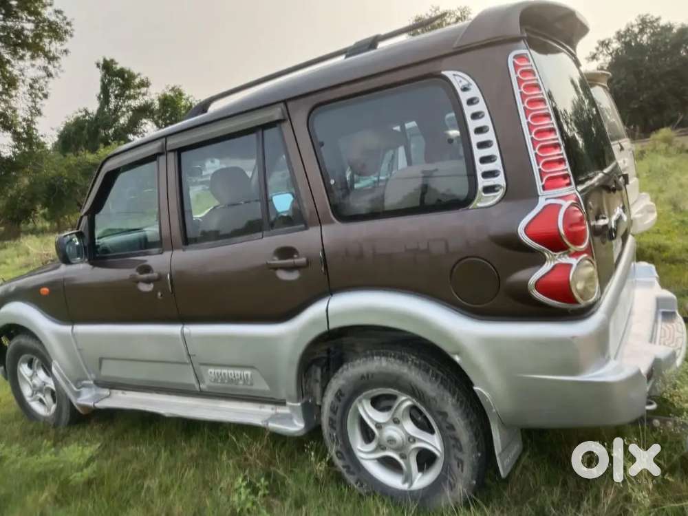 Mahindra Scorpio Classic 2010