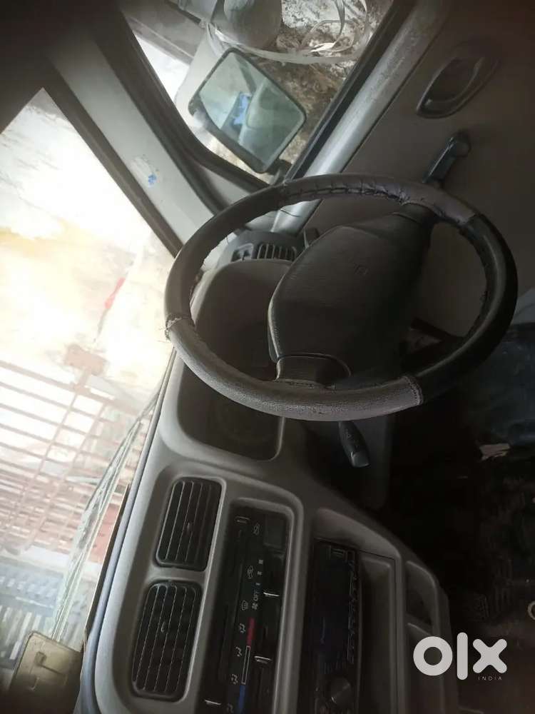 Maruti Suzuki Eeco 2016