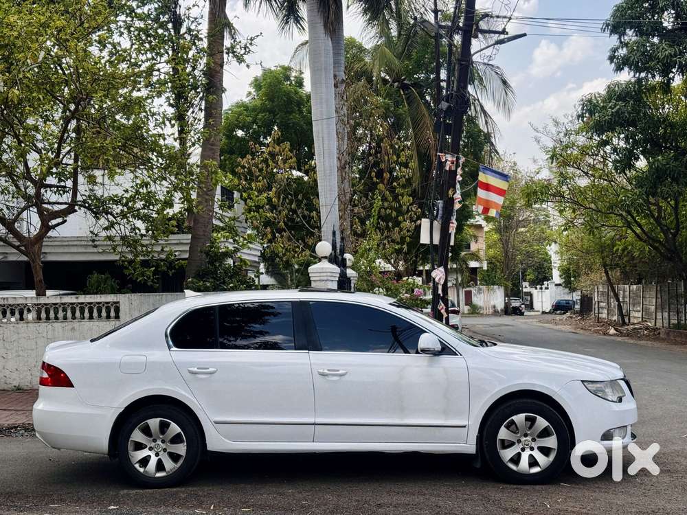 Skoda Superb 1.8 Elegance Tsi At, 2013, Petrol