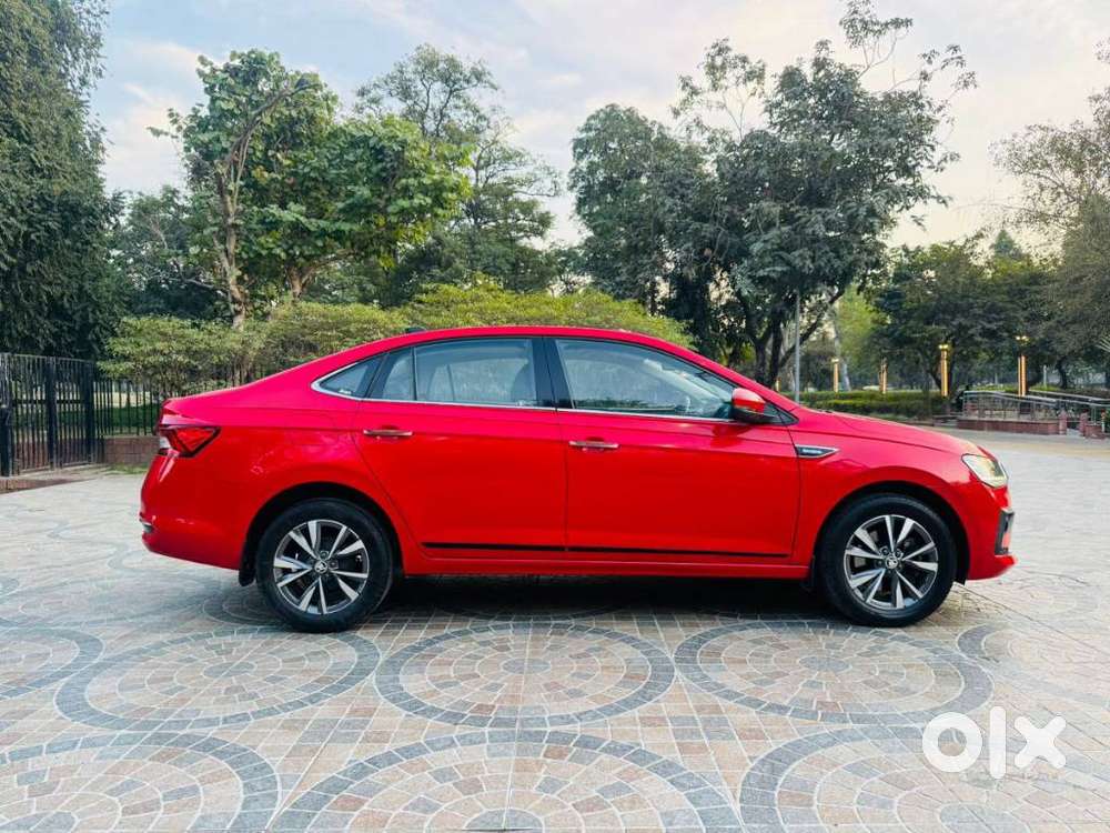 Skoda Slavia Ambition 1.5l Tsi Dsg Dual Tone, 2023, Petrol