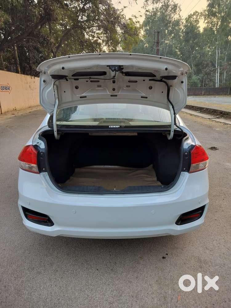 Maruti Suzuki Ciaz 1.3 Delta Shvs Mt, 2017, Diesel
