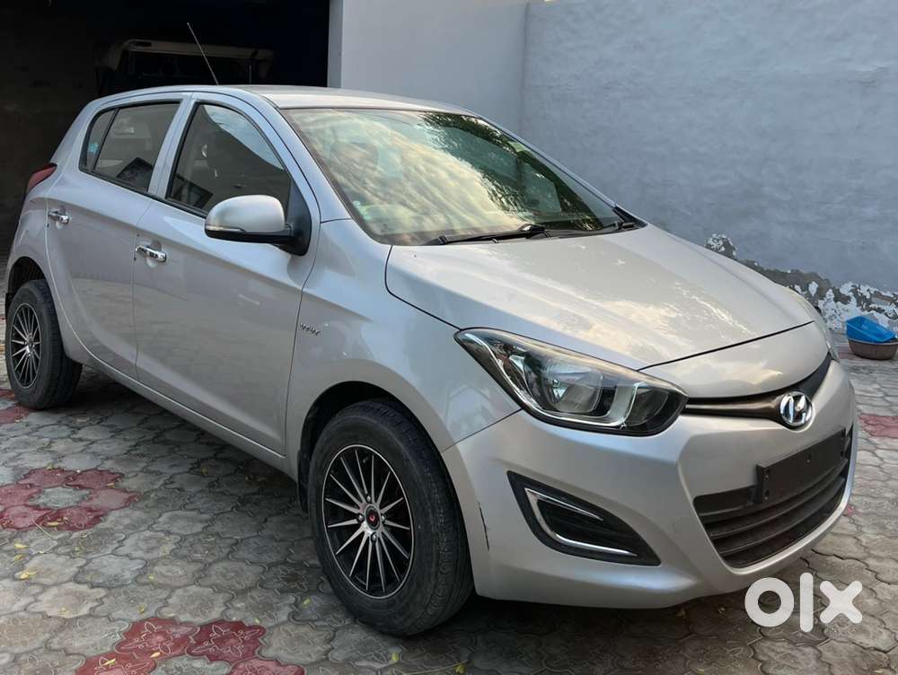 Hyundai I20 Magna Petrol 2013
