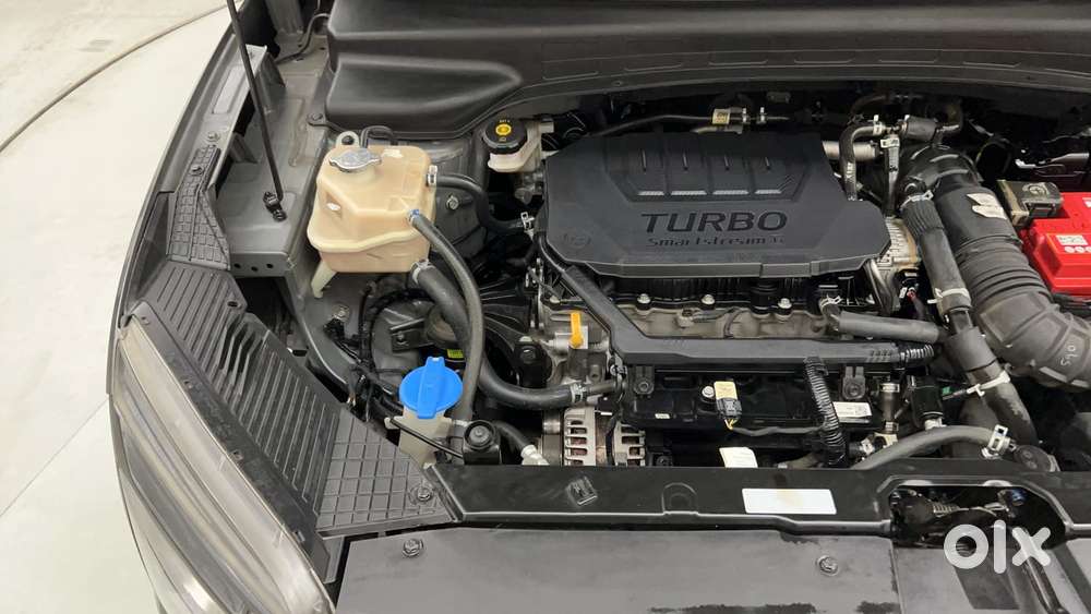 Hyundai Alcazar 1.5 Tdct Signature (o) 7s Petrol, 2023, Petrol