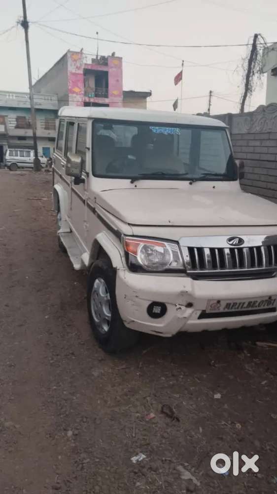 Mahindra Bolero Neo 2013