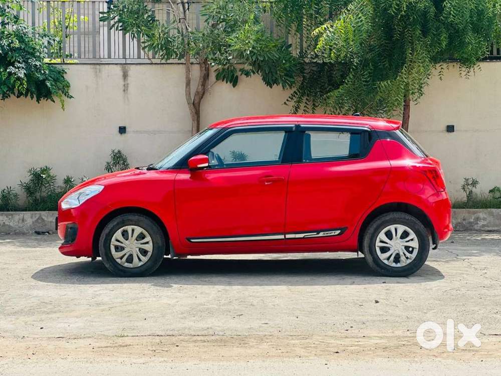 Maruti Suzuki Swift Vxi + Manual, 2019, Petrol