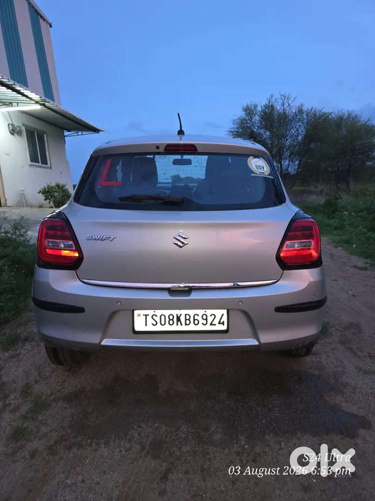 Maruti Suzuki Swift Zxi 2024 Petrol Automatic Dual Tone