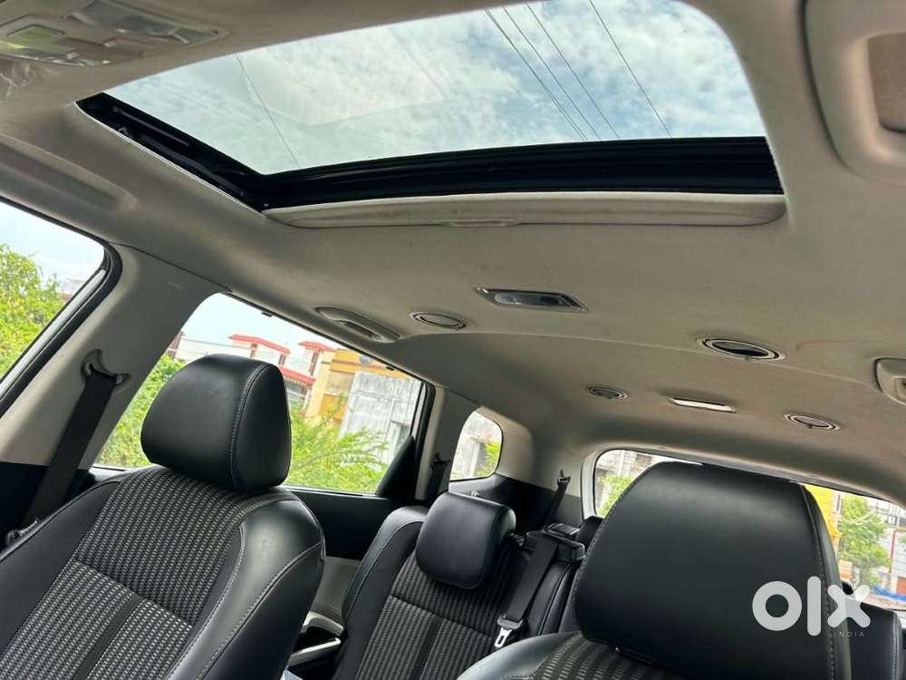 Kia Carens Prestige + Diesel At2024
