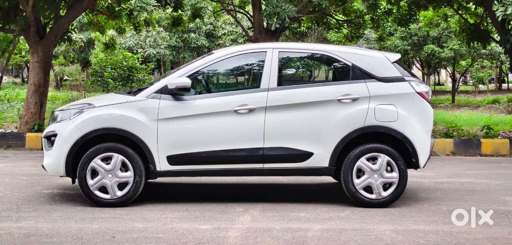 Tata Nexon 1.2 Revotron Xm (s), 2018, Diesel