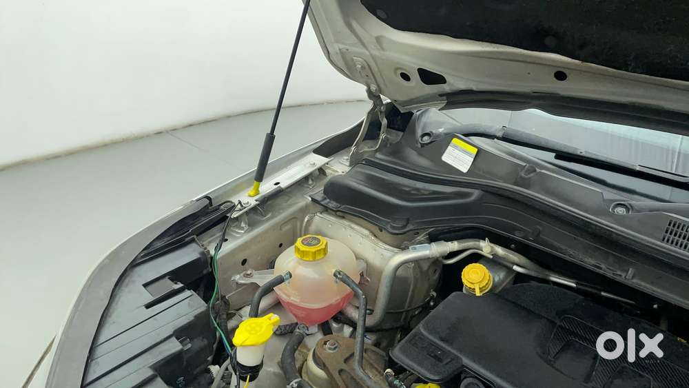 Mahindra Xuv300 W8, 2019, Petrol