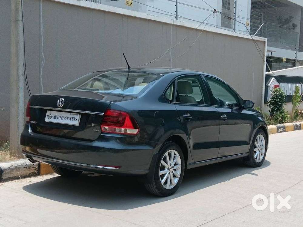 Volkswagen Vento 1.2 Tsi Highline At, 2017, Petrol