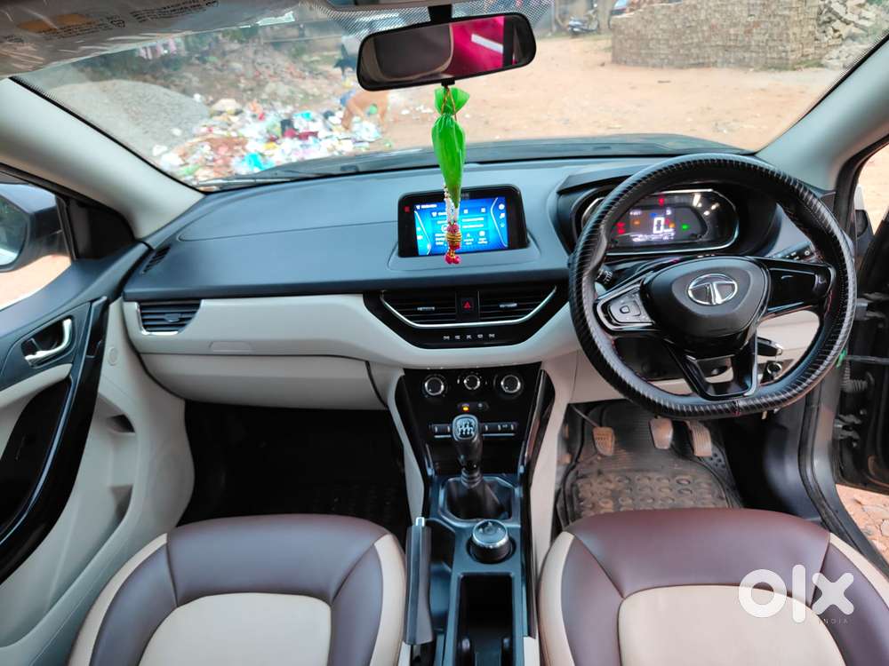 Tata Nexon 1.2 Revotron Xz Plus, 2022, Petrol