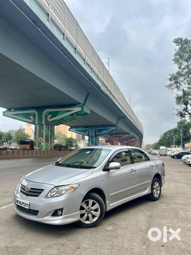 Toyota Corolla Altis 2010