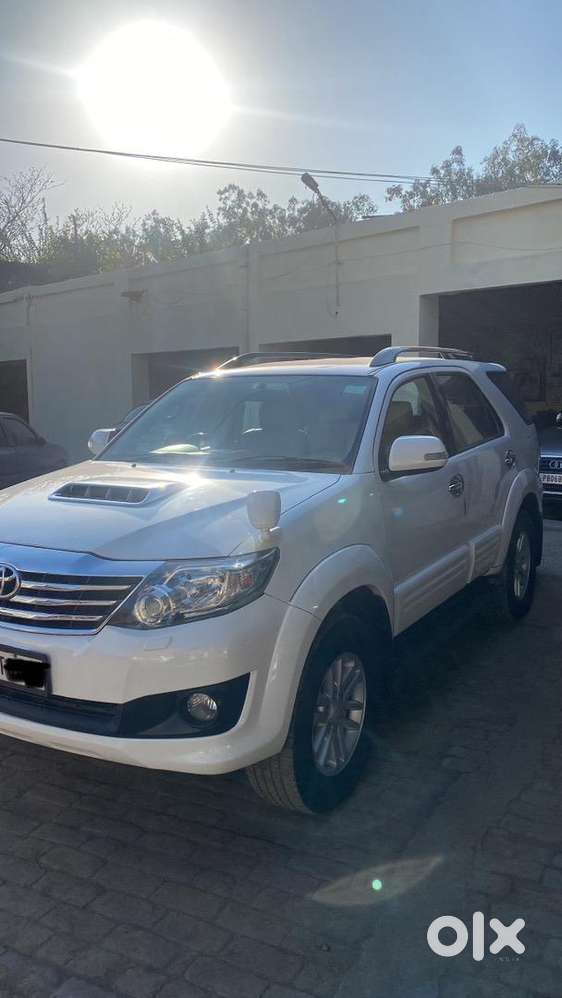 Toyota Fortuner 2012 Diesel Well Maintained