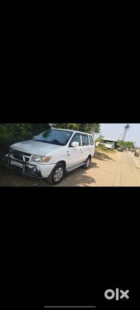 Chevrolet Tavera Ls 2015 Diesel Manual 3rd Owner