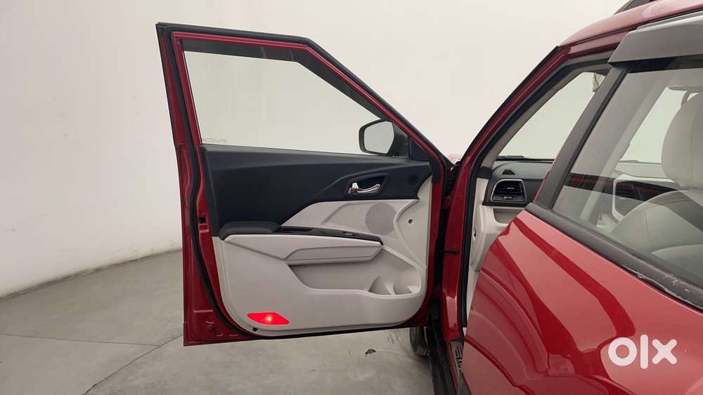 Mahindra Xuv300 W8 Option, 2021, Petrol