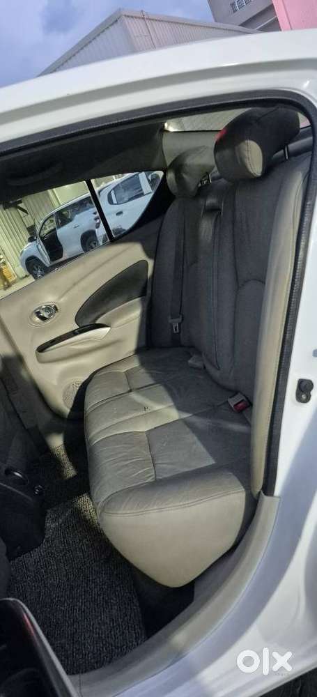 Nissan Sunny Special Edition, 2015, Petrol