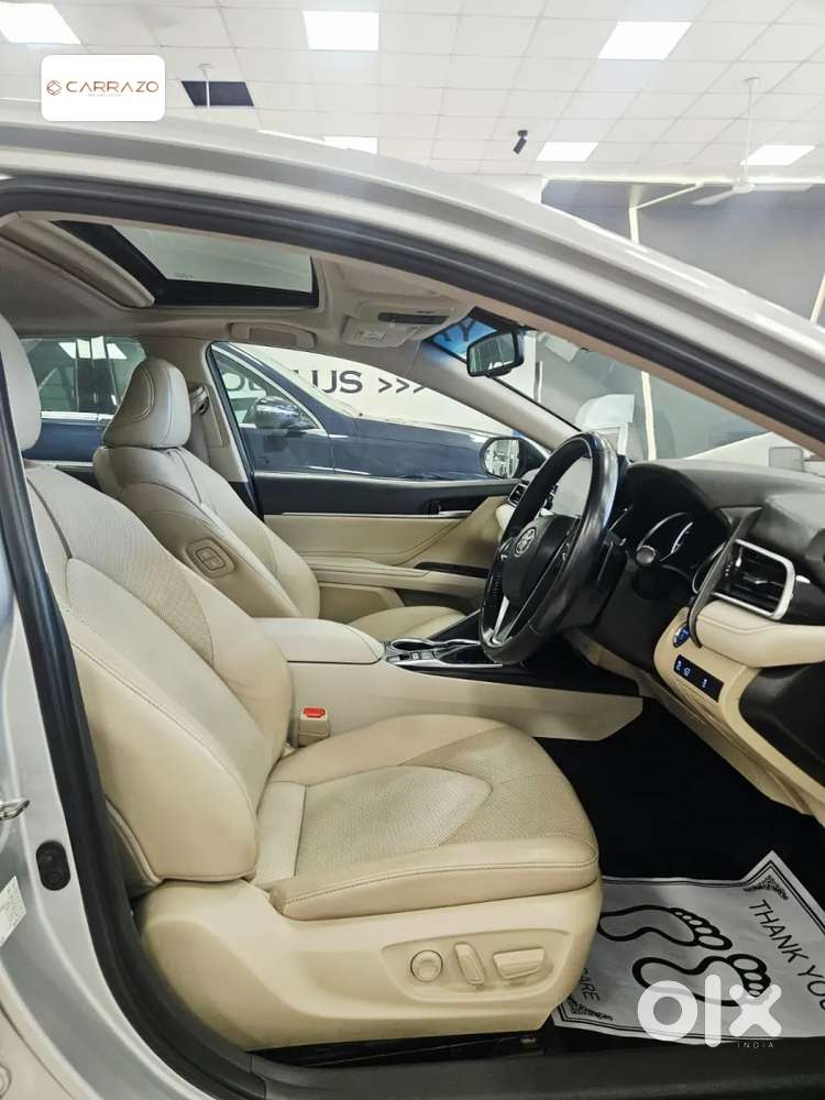 Toyota Camry Hybrid, 2022, Petrol