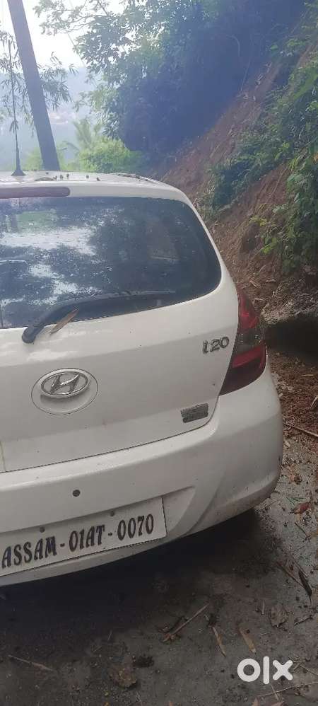 Hyundai I20 Asta Abs2011 Petrol 85000 Km Driven