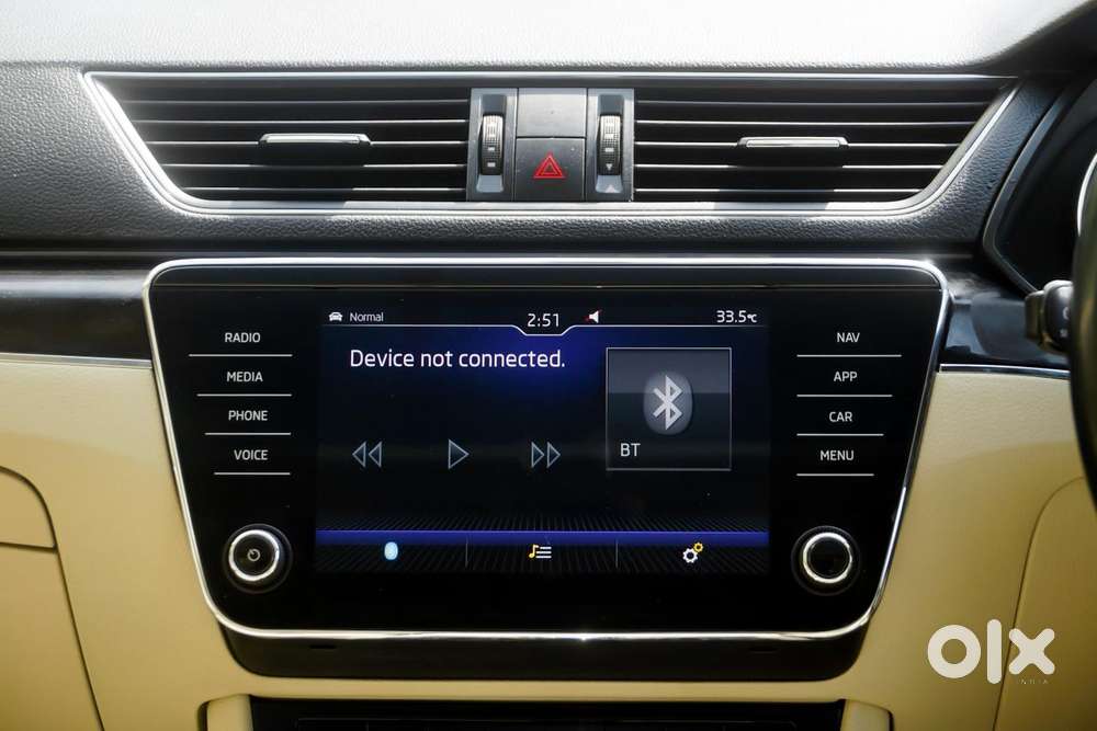 Skoda Superb L&k 2.0 Tdi At, 2021, Petrol