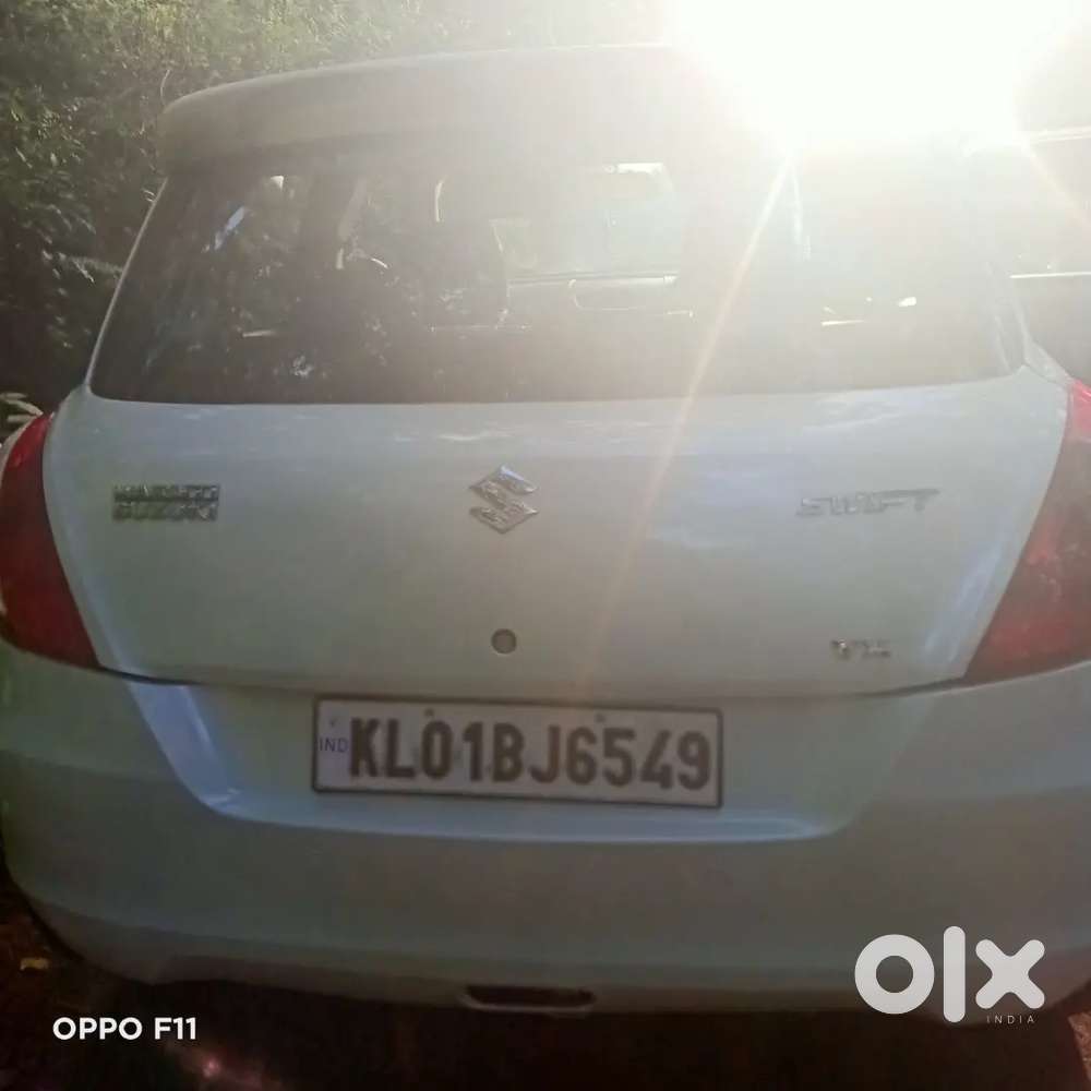 Maruti Suzuki Swift 2013 Petrol 155000 Km Driven