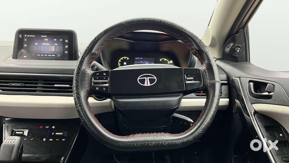 Tata Nexon Pure (s) 1.2 Petrol 6amt, 2024, Petrol