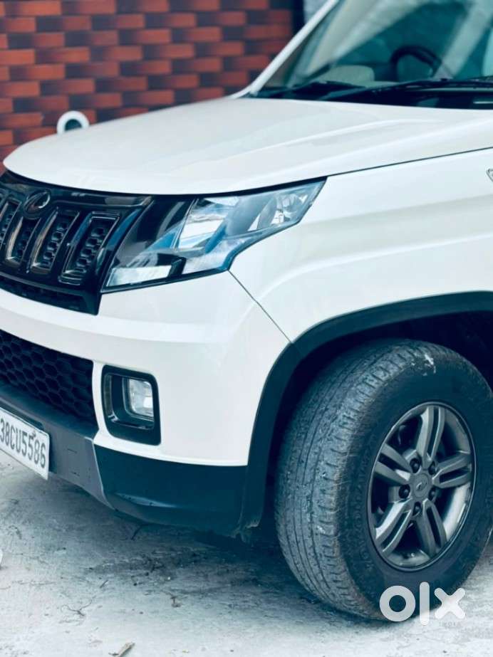 Mahindra Tuv 300, 2019, Diesel