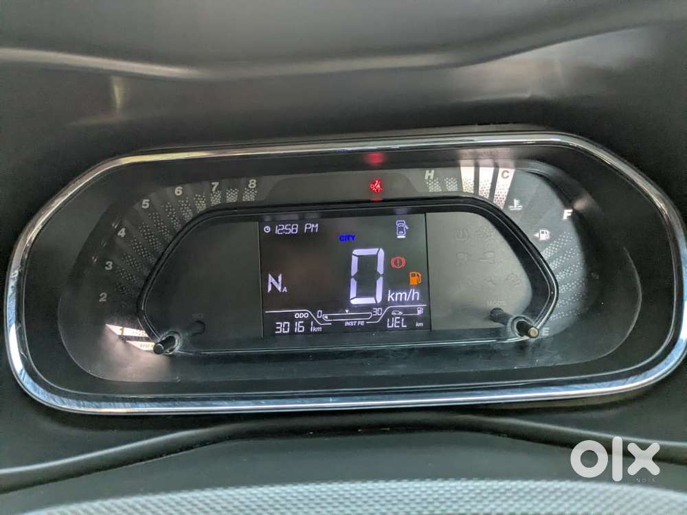 Tata Nexon 1.2 Revotron Xma Amt (s), 2022, Petrol