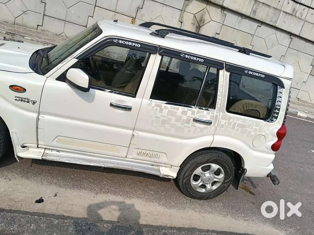 Mahindra Scorpio Manual 2026