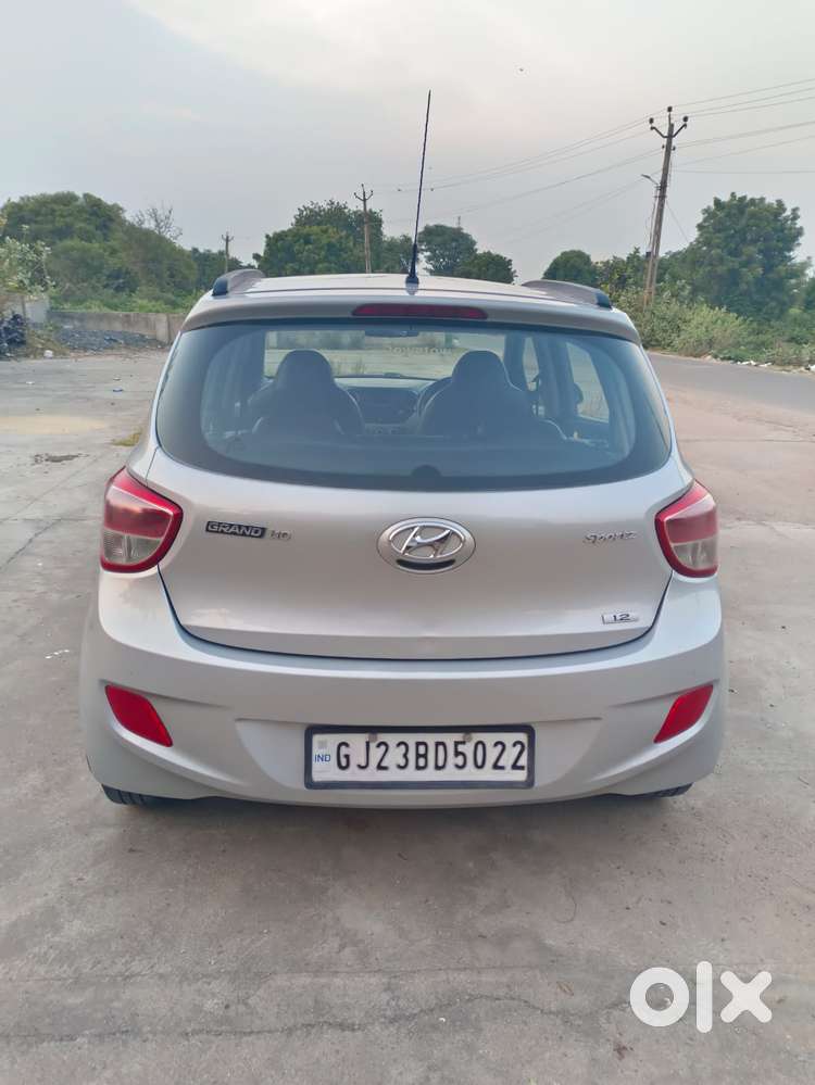 Hyundai Grand I10 Sportz Cng, 2016, Cng & Hybrids