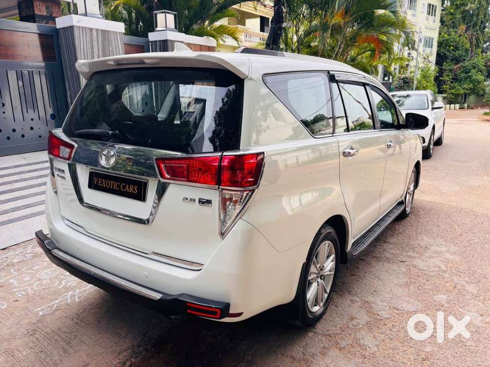 Toyota Innova Crysta 2.8z Automatic, 2019, Diesel
