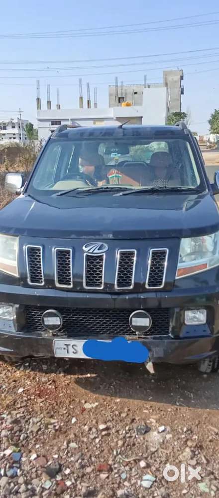 Mahindra Tuv 300 2016 Diesel Well Maintained
