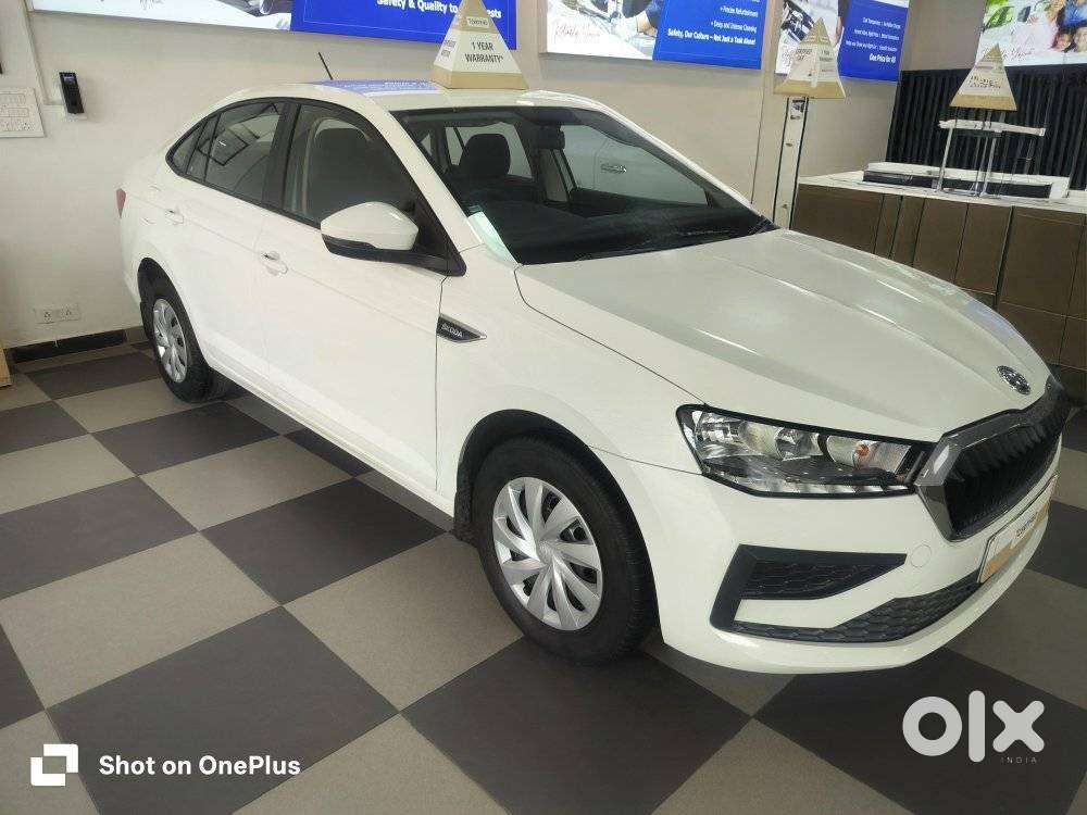 Skoda Slavia 1.0 Active Tsi, 2024, Petrol