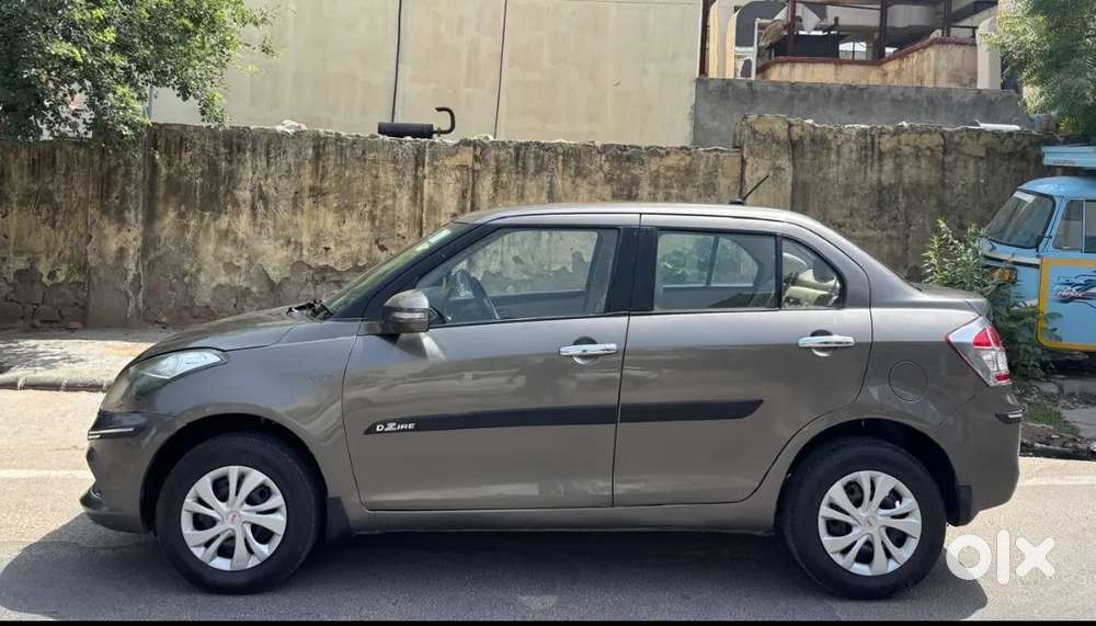 Maruti Suzuki Swift Dzire 1.3 Vxi, 2015, Petrol
