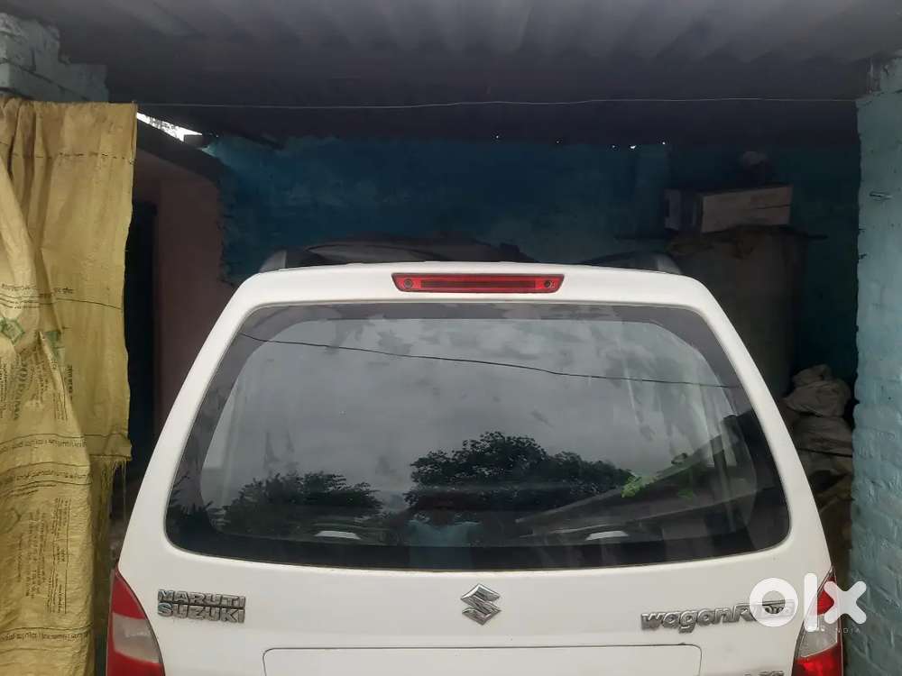 Gadi Ekadam Okay Hai Acchi Condition Mein Shahjahanpur Transfer