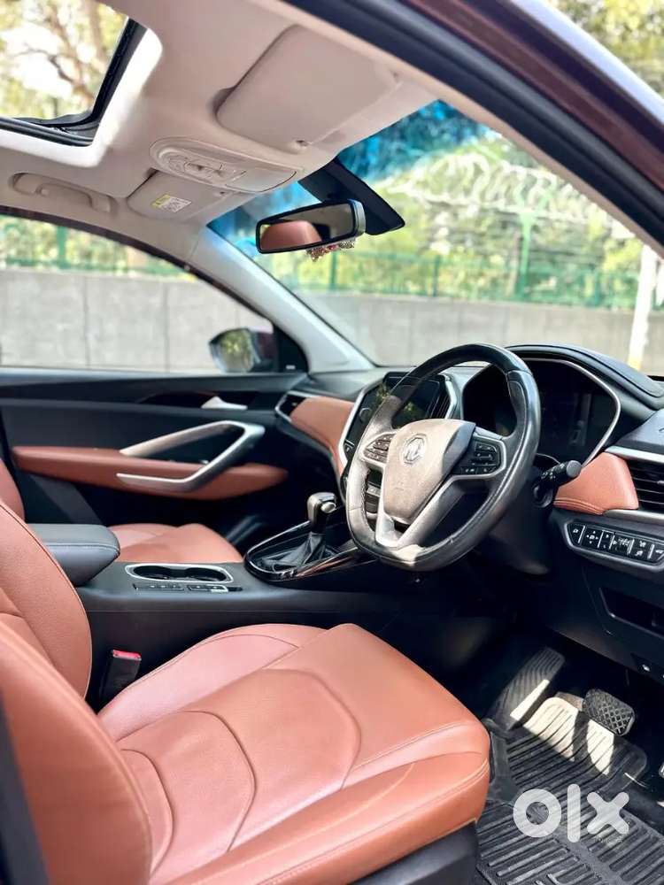 Mg Hector Plus Sharp Cvt Automatic (petrol) With Insurance & Warranty