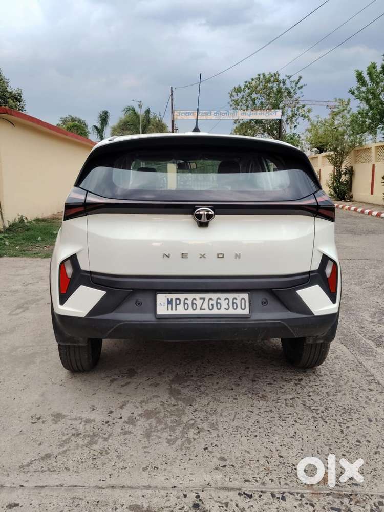 Tata Nexon 1.5 Revotorq Xz Plus Dual Tone, 2025, Diesel