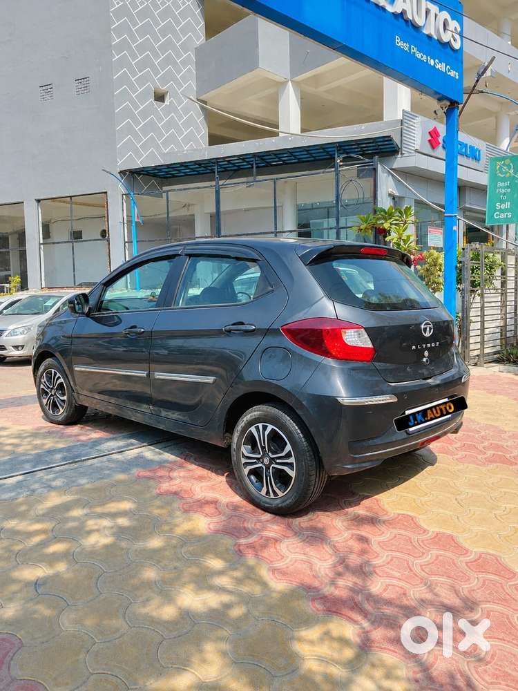Tata Tiago 1.2 Revotron Xt (o), 2023, Petrol
