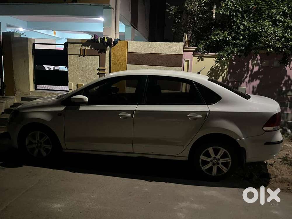 Volkswagen Petrol Manual 2011 Car