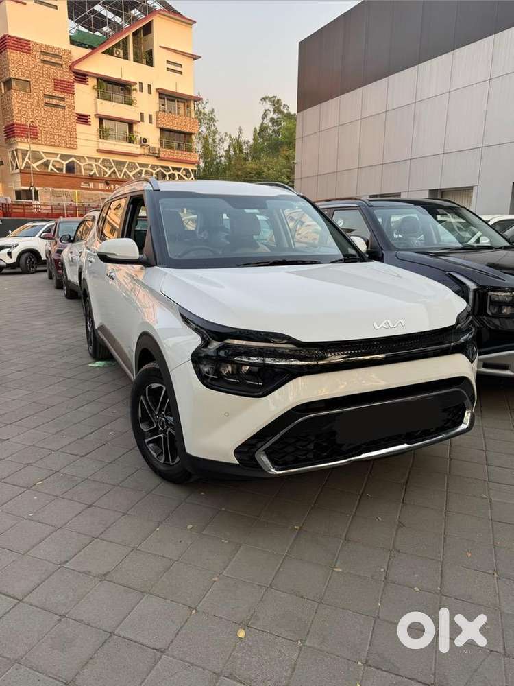 Kia Carens 2023 Diesel 20000 Km Driven