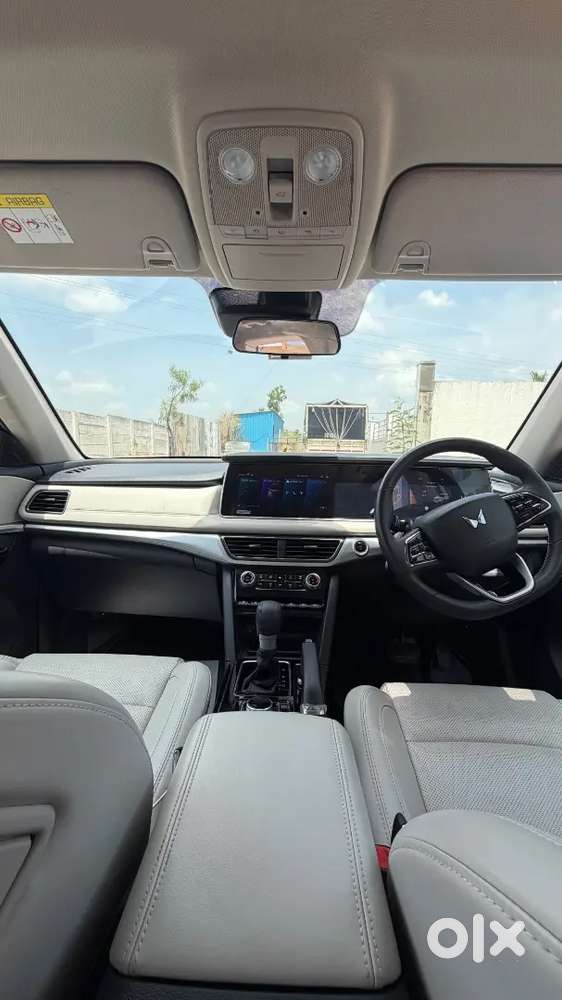 Mahindra Xuv700 Diesel Auto 2025