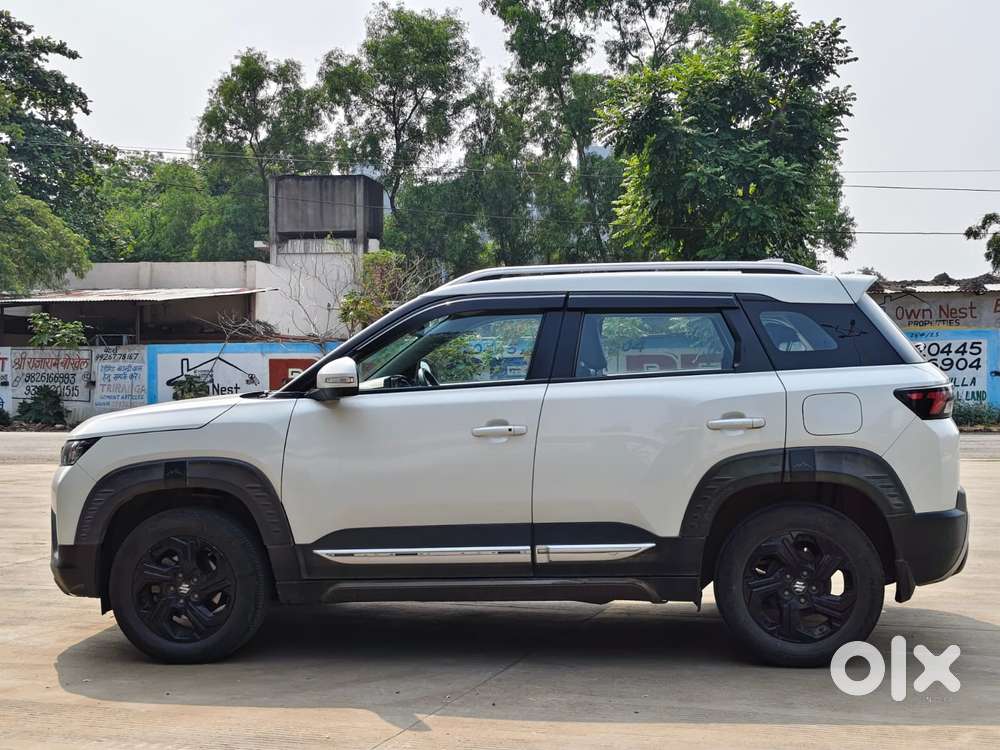 Maruti Suzuki Brezza Zxi Plus Smart Hybrid, 2022, Petrol