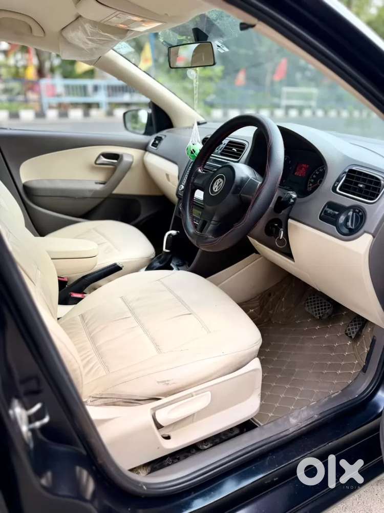 Volkswagen Vento 1.2 Tsi Comfortline At, 2011, Petrol