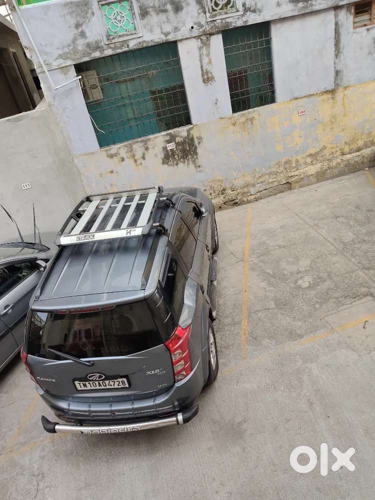 Mahindra Xuv500 2.2 W8 2014