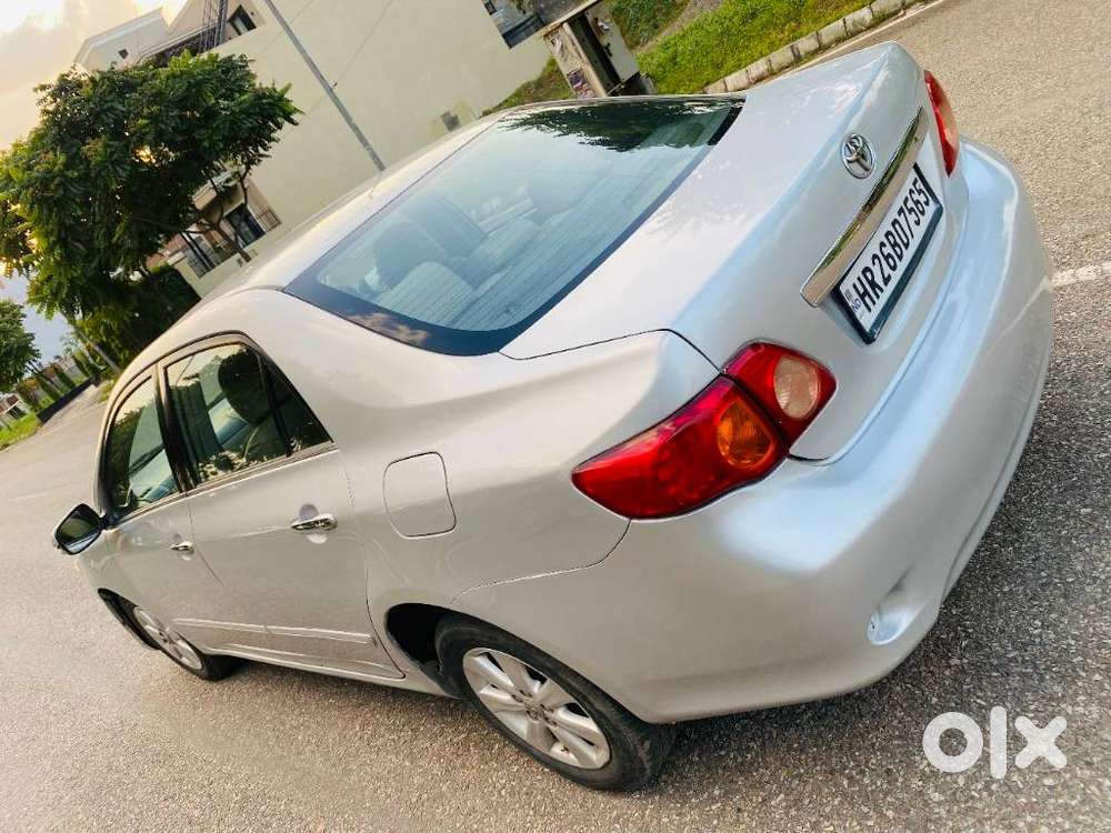 Toyota Corolla Altis 2010-2013 Vl, 2010, Petrol